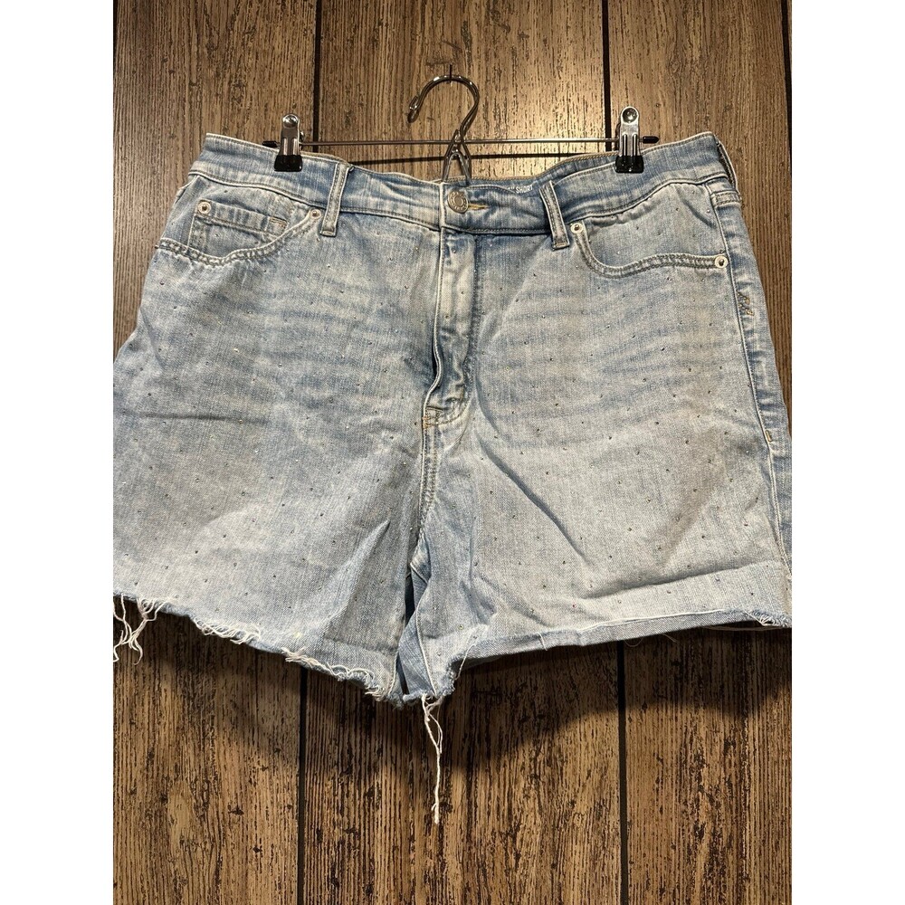 Torrid 5'' High-Rise Rhinestone Short - Picture 2 of 4